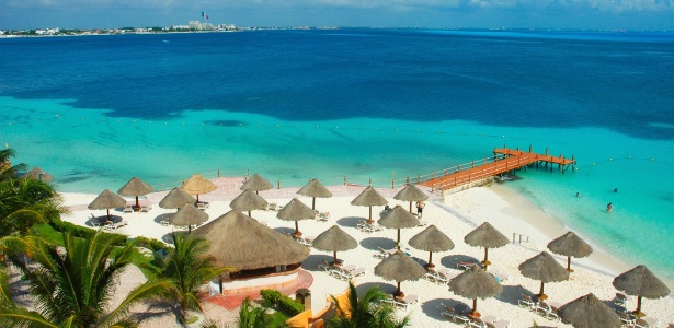 praia-de-cancun-no-mexico-1424102267745_615x300